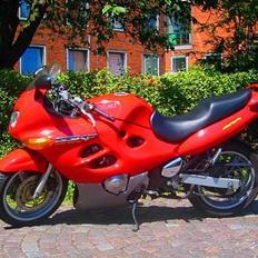 Suzuki GSX600F *SOLGT*