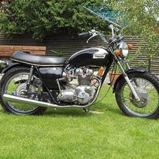 Triumph t150-750ccm (solgt)