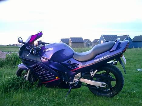Suzuki RF900TilSalg              billede 4
