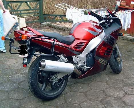 Suzuki RF 900 (Ringsted) billede 3