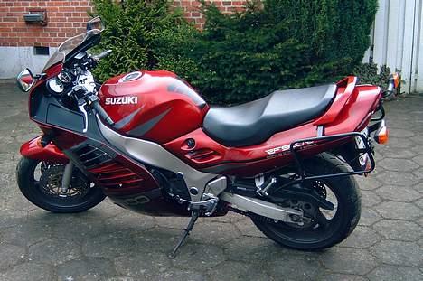 Suzuki RF 900 (Ringsted) billede 4