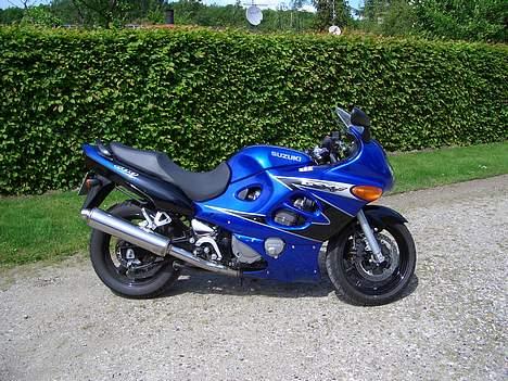 Suzuki GSX 600F billede 1
