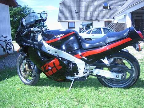 Yamaha FZR 1000 billede 1