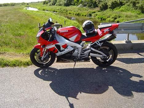 Yamaha YZF-R1 **Solgt** billede 14