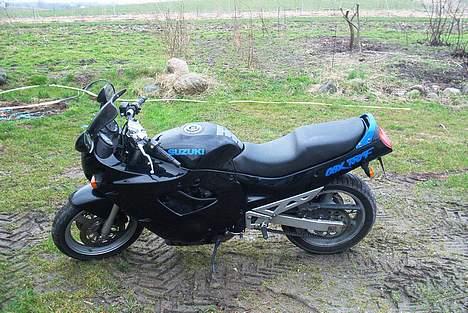 Suzuki GSX 750 F (Odense) billede 1