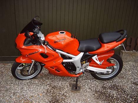 Suzuki sv650s billede 1