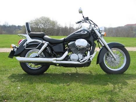 Honda Shadow VT750 ACE [SOLGT] billede 1