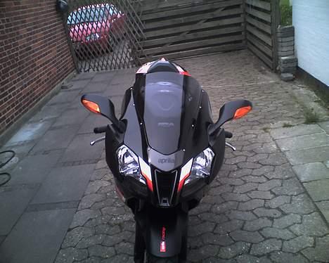 Aprilia RSV 1000R billede 8