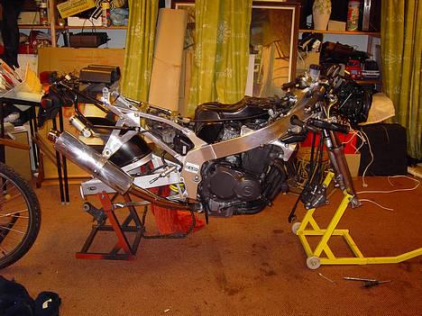 Suzuki GSXR 400R SP billede 11