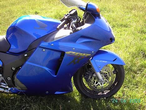 Honda Cbr 1100 er solgt billede 4