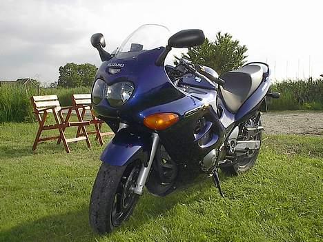Suzuki Gsx 750 F billede 9