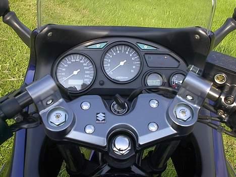 Suzuki Gsx 750 F billede 13