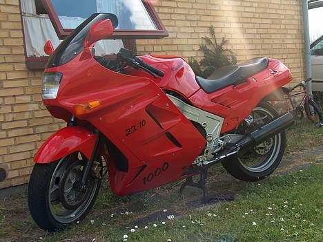 Kawasaki ZX 10 - Er den ikke bare flot ! billede 1