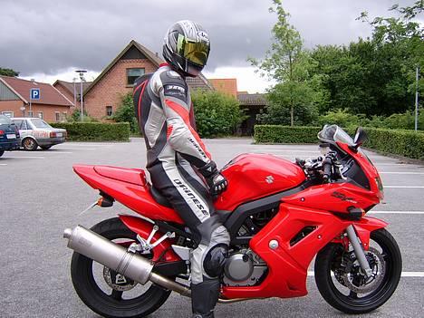 Suzuki Sv 650s (solgt) billede 1