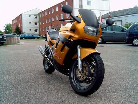 Suzuki GSX600F billede 7