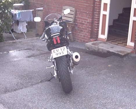 Suzuki sv650s SOLGT billede 3