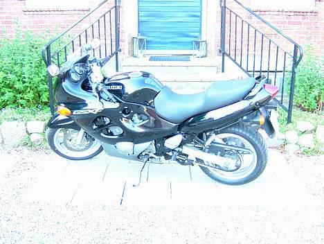 Suzuki GSX 600F billede 3