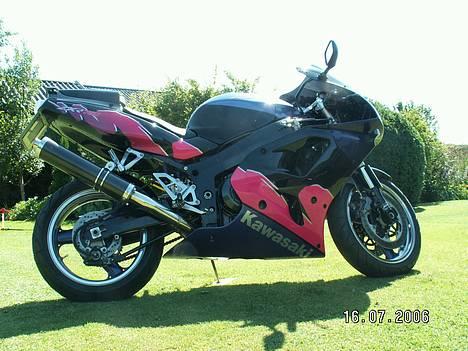 Kawasaki zxr750l billede 2