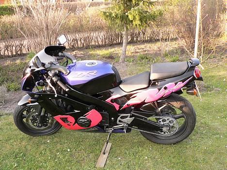 Kawasaki zxr 400 - Og så lige et fra siden billede 6