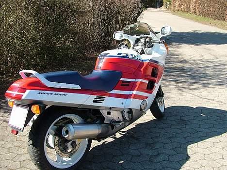 Honda CBR 1000F billede 3