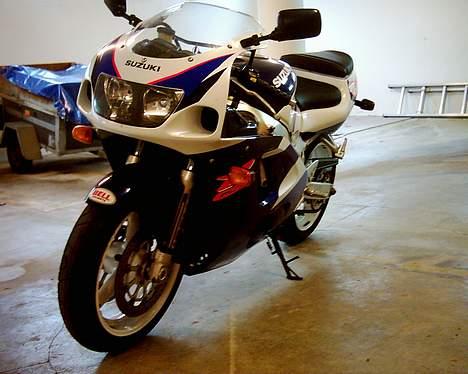 Suzuki gsxr 600 solgt billede 6