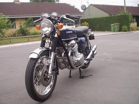 Honda CB750 billede 2