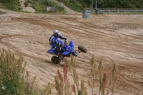 Yamaha YFM 660R raptor - Tidsfordriv i randers ;) jeg kan næsten køre sådan her og spise madpakke samtidig billede 7