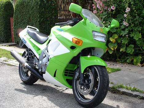 Kawasaki ZZR 600 billede 1