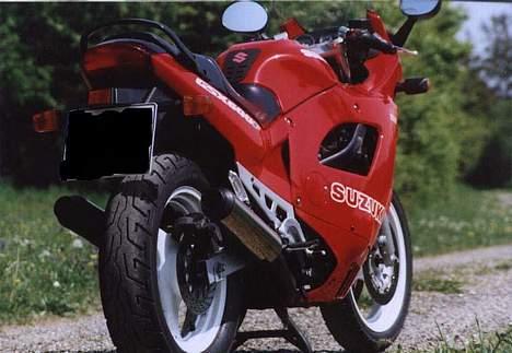 Suzuki GSX 600F SOLGT billede 8
