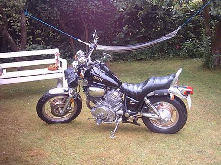 Yamaha virago xv 700 billede 1