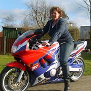 Honda cbr600f