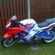 Honda cbr600f