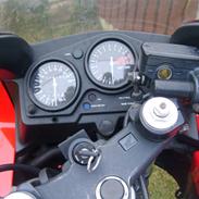 Honda cbr600f