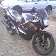 Honda cbr 600 F1