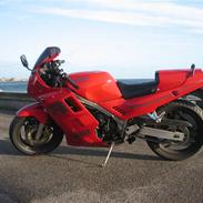 Yamaha FZ 750 solgt