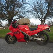 Yamaha FZ 750 solgt
