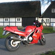 Yamaha FZ 750 solgt