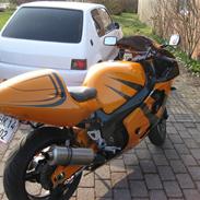 Suzuki Gsxr 750 Srad