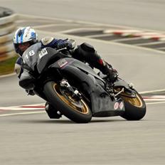 Yamaha R6 (udlejnings-mcén)