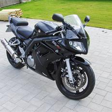 Suzuki sv 1000s