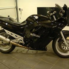 Suzuki GSX 750 F - Solgt