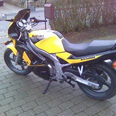 Suzuki GS 500 e