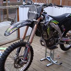Kawasaki KX450F 