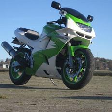 Kawasaki Zx6r NINJA