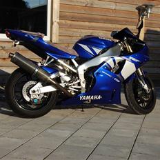 Yamaha YZF R1 ( Solgt til nabo )