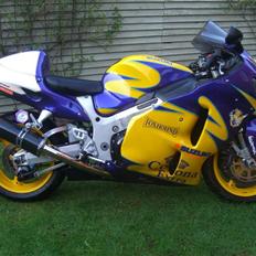 Suzuki GSX1300R Hayabusa :Corona