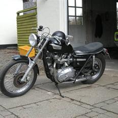 Triumph Bonneville 