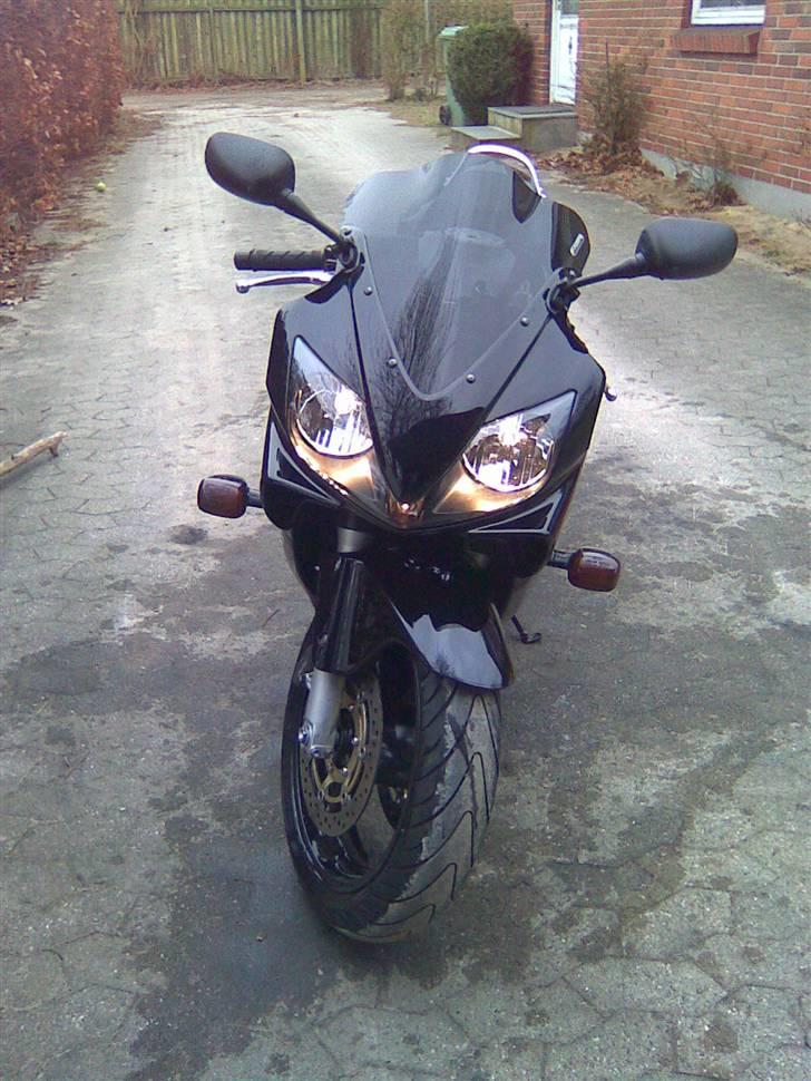 Honda cbr 600 f4 billede 2