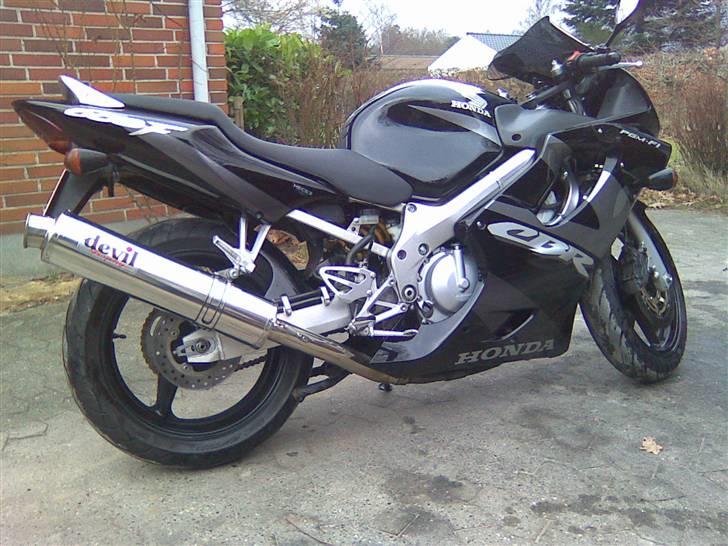 Honda cbr 600 f4 billede 8