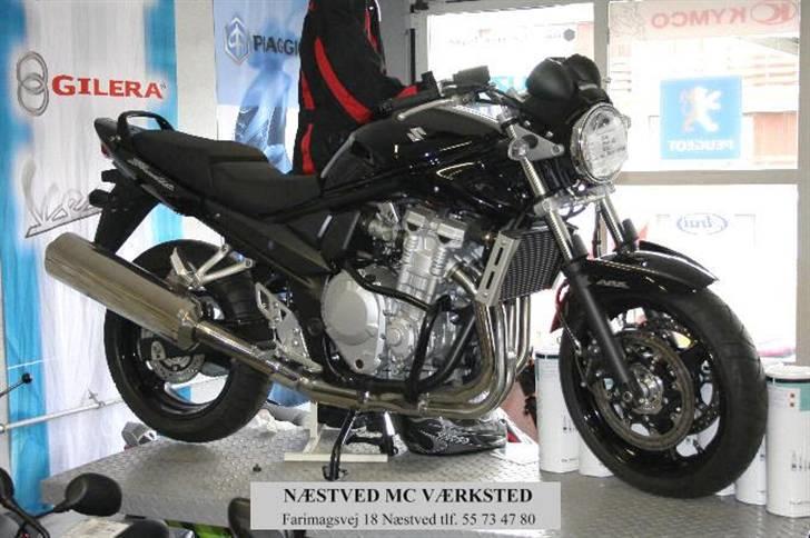 Suzuki Bandit 650 - STJÅLET:C billede 1